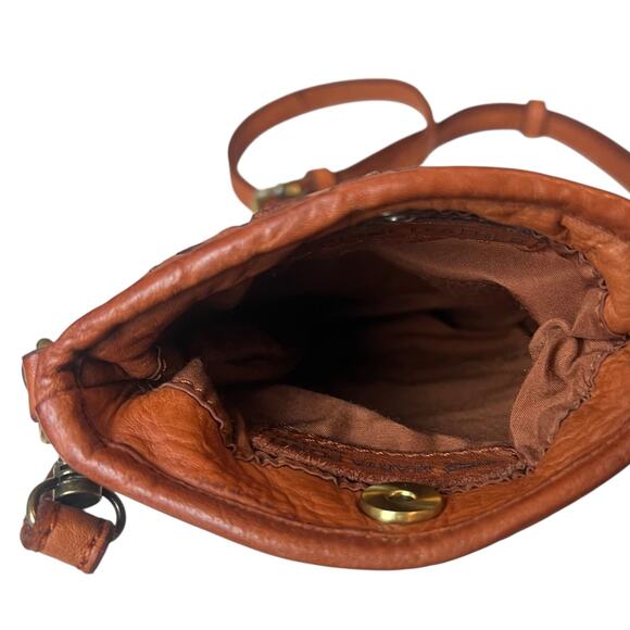 MARTA PONTI Woven Leather Boho Phone Crossbody Purse Hippie Festival Style - Picture 10 of 10